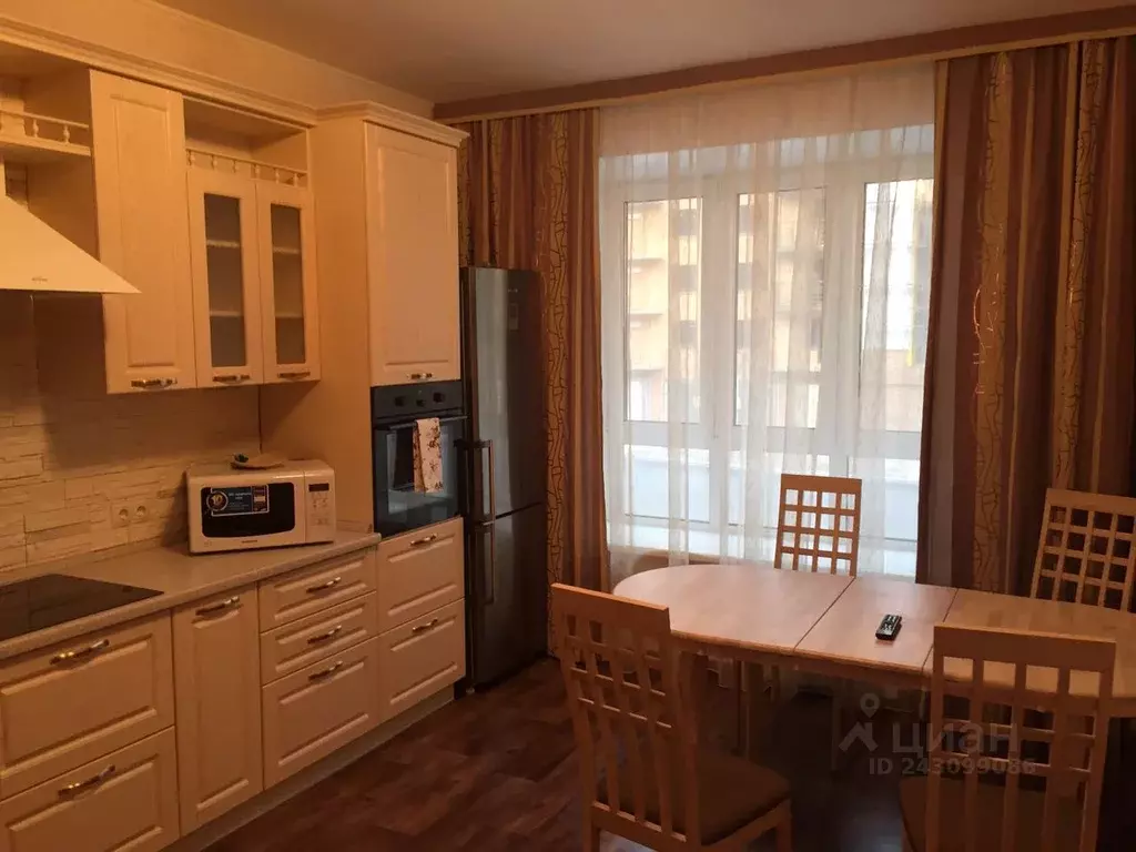 1-к кв. Красноярский край, Красноярск Навигационная ул., 7 (46.0 м) - Фото 0
