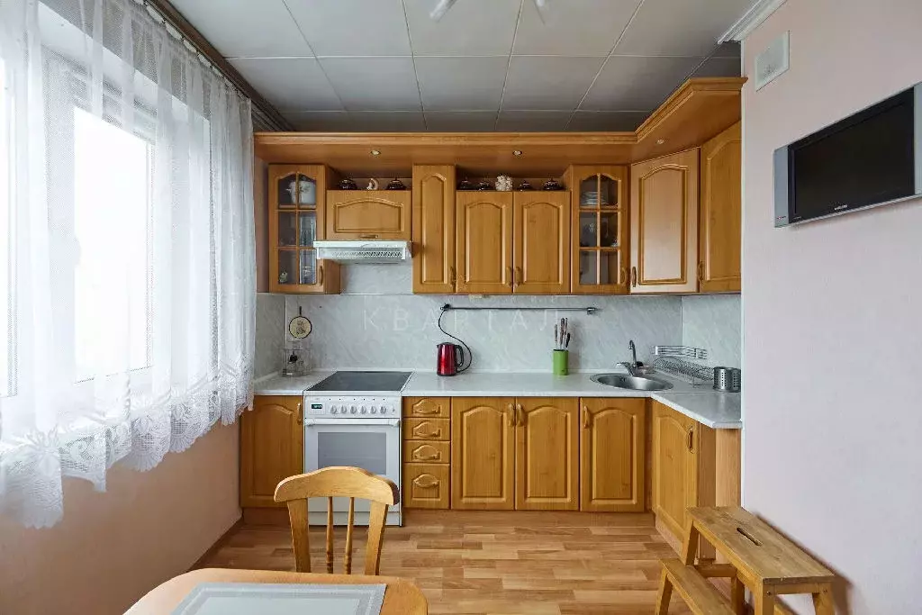 Продается 3-комнатная квартира - Фото 1