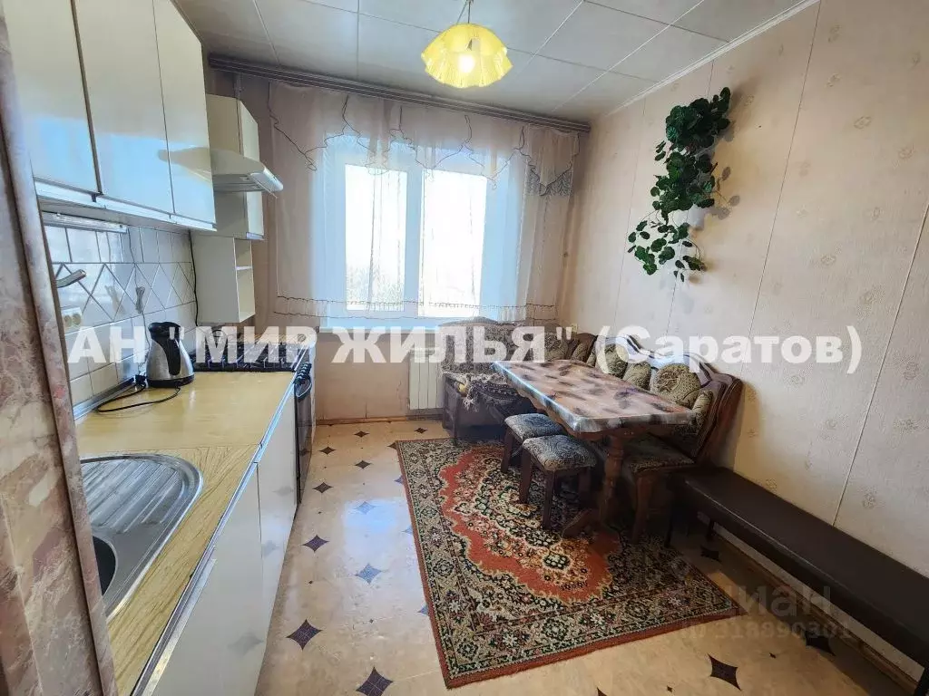 3-к кв. Саратовская область, Саратов просп. Строителей, 2а (65.0 м) - Фото 1