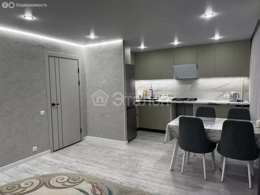 2-комнатная квартира: Волжский, улица Пушкина, 102 (43.5 м) - Фото 2