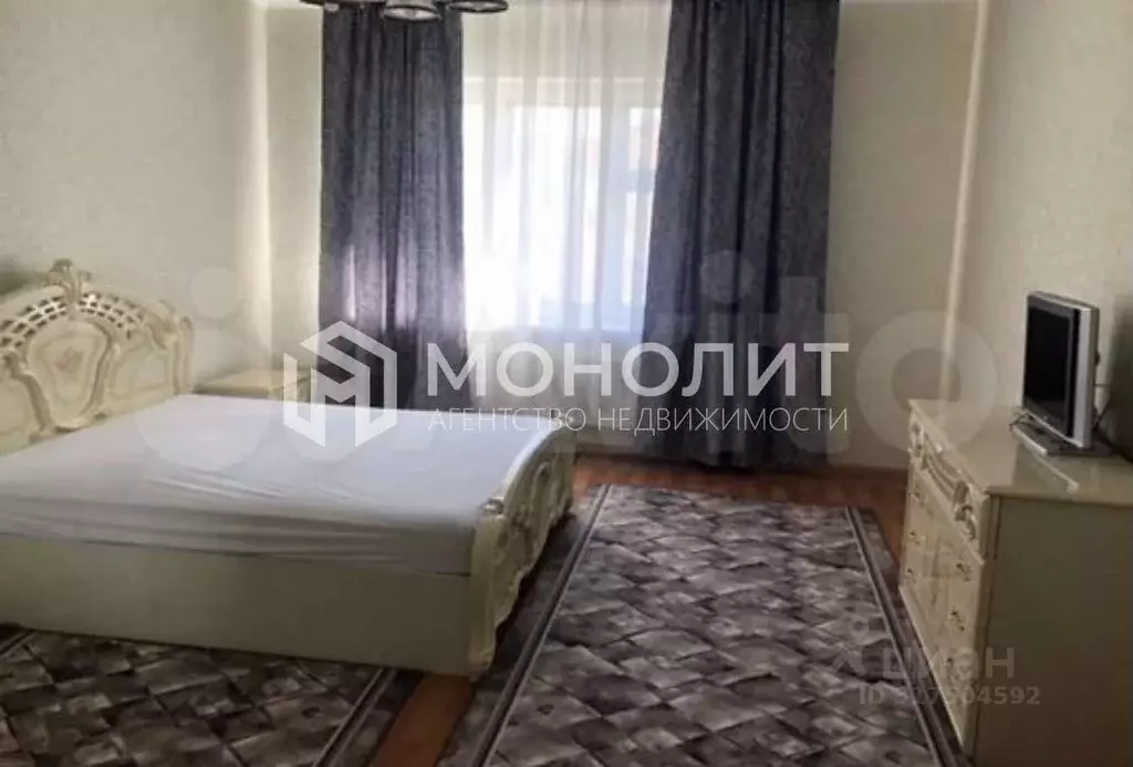 1-к кв. Белгородская область, Старый Оскол Степной мкр, 9 (55.0 м) - Фото 1