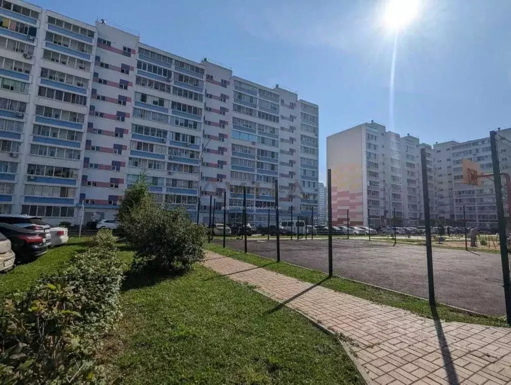 1-к кв. Татарстан, Набережные Челны ул. Виктора Полякова, 12А (39.0 м) - Фото 1