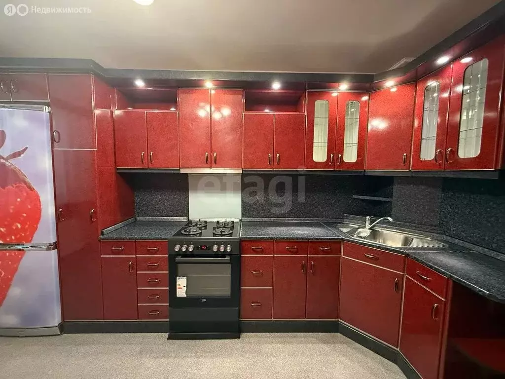 3-комнатная квартира: Симферополь, проспект Победы, 12 (95 м) - Фото 1