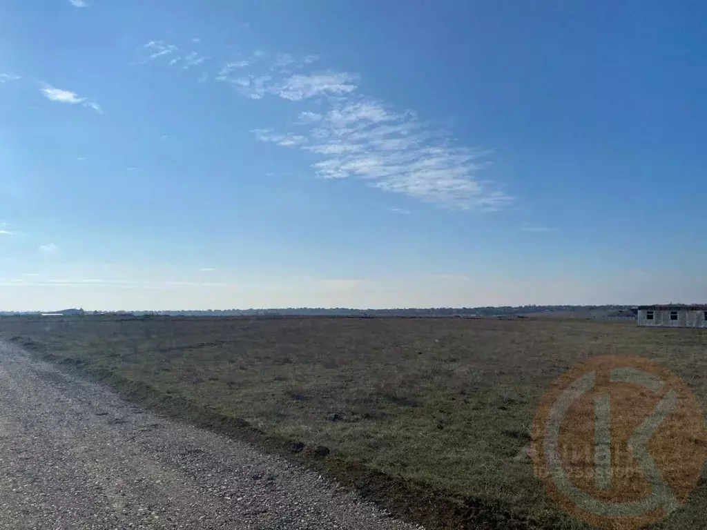 Участок в Крым, Сакский район, Суворовское с/пос, с. Великое ул. ... - Фото 2