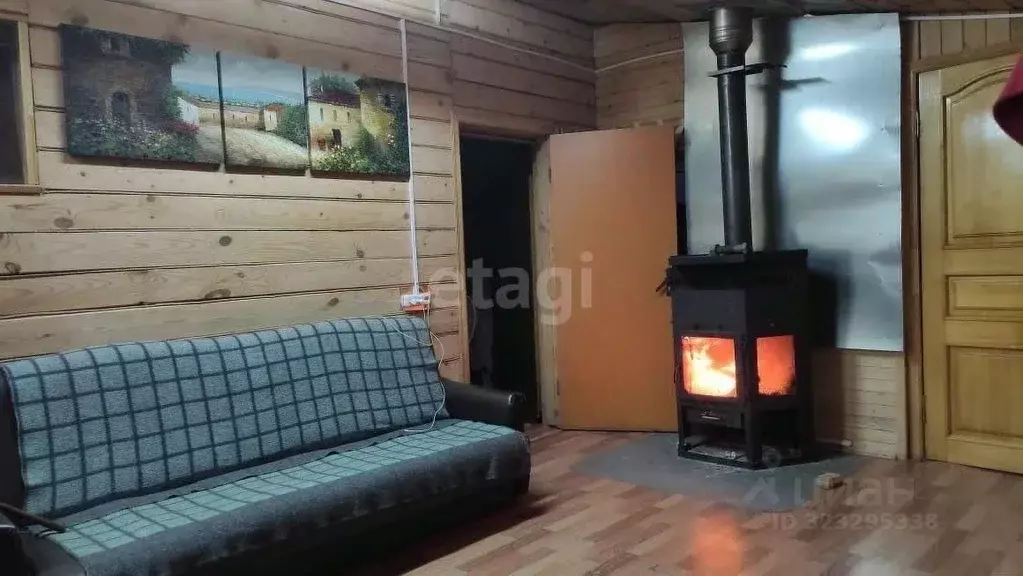 Дом в Калужская область, Малоярославецкий муниципальный округ, Маклино ... - Фото 1