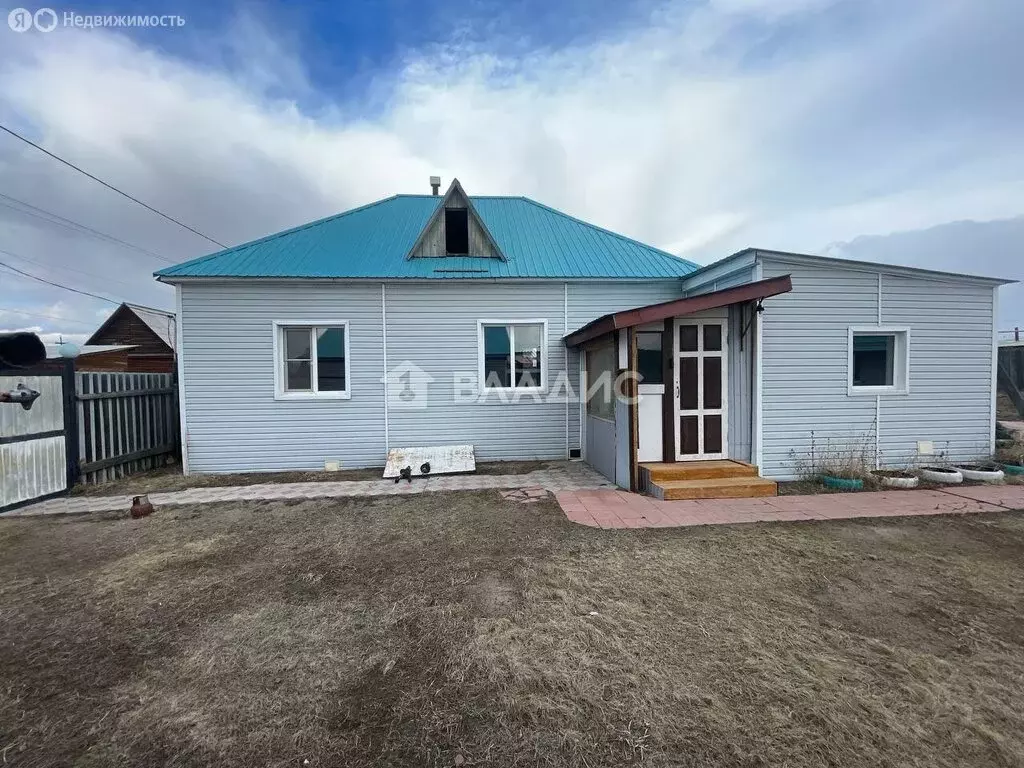 Дом в село Нижняя Иволга, ДНТ Светлое, Изумрудная улица, 51 (120 м) - Фото 1