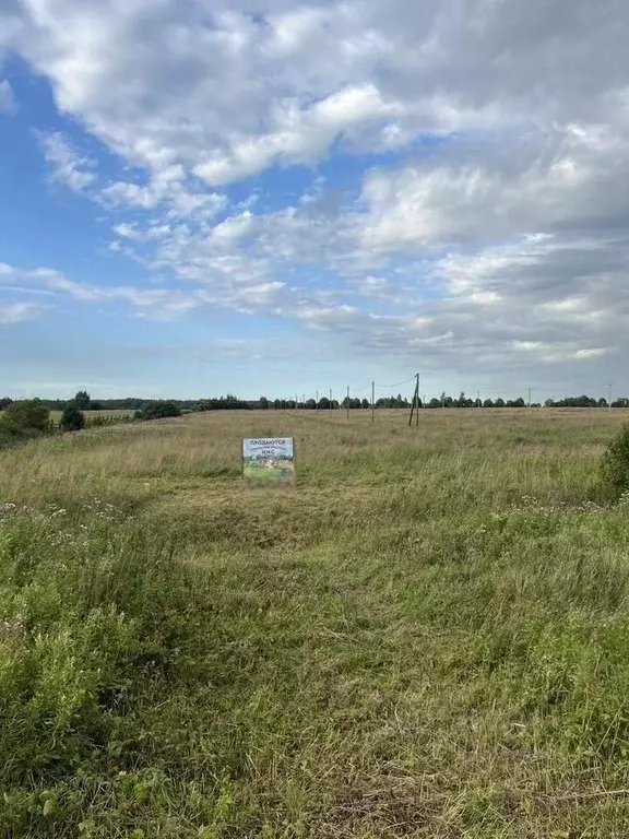 Участок в Ленинградская область, Волхов ул. Александра Булаева (6.0 ... - Фото 1