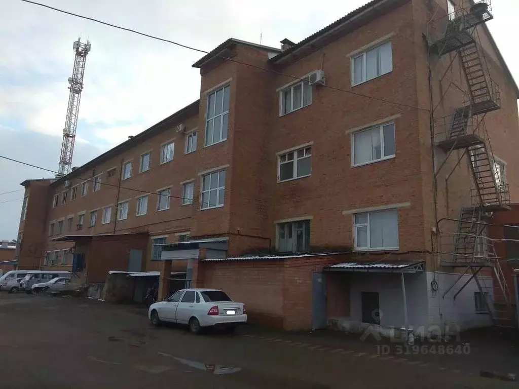 Помещение свободного назначения в Краснодарский край, Новокубанск ... - Фото 1