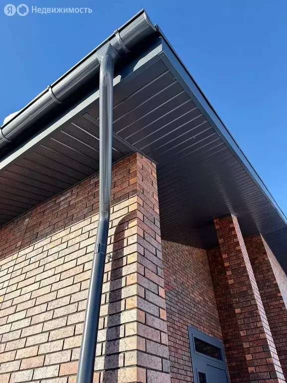 Дом в село Столбище, улица Антона Володина (160 м) - Фото 1