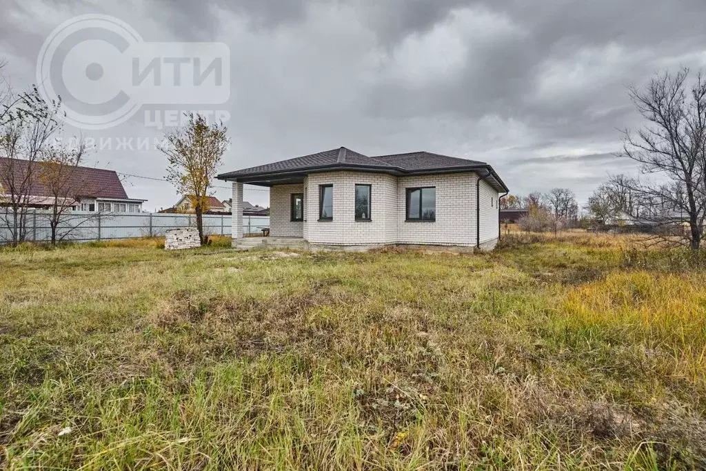Дом в Воронежская область, с. Новая Усмань, Радуга мкр ул. Южная, 2 ... - Фото 1