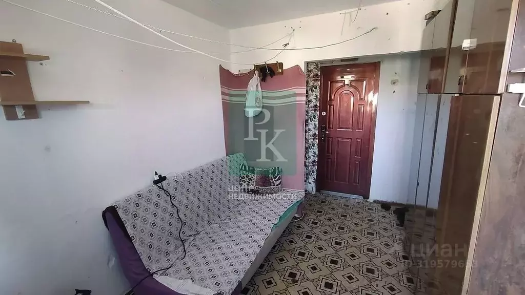 Комната Севастополь ул. Героев Подводников, 6 (10.9 м) - Фото 0