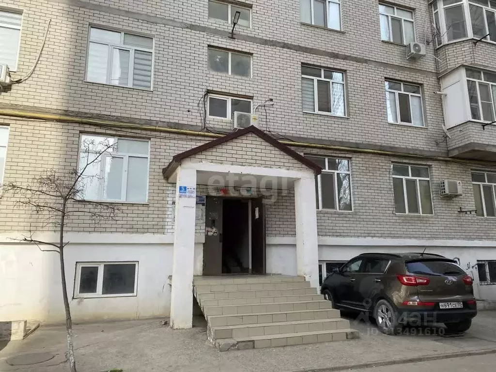 2-к кв. Дагестан, Каспийск ул. М. Халилова, 30А (70.0 м) - Фото 0