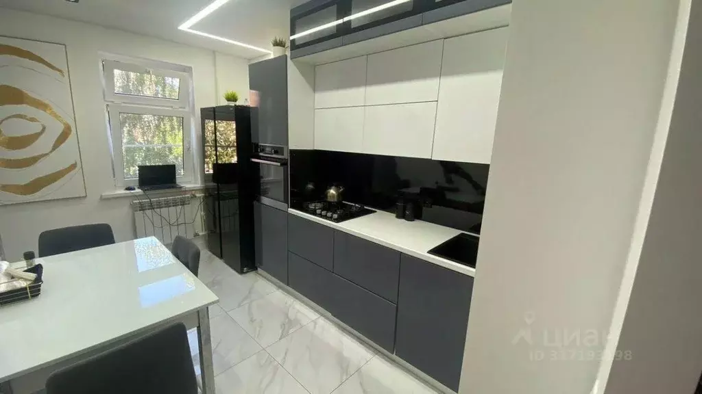 Квартира, 3 комнаты, 81 м - Фото 1