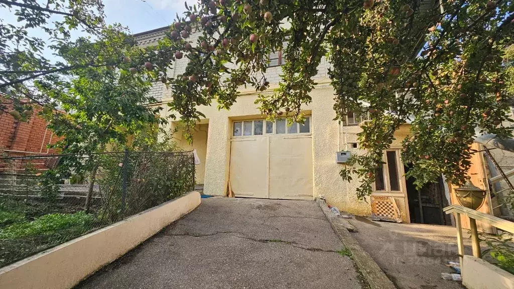 Дом в Ставропольский край, Кисловодск ул. Крупской (90 м) - Фото 1