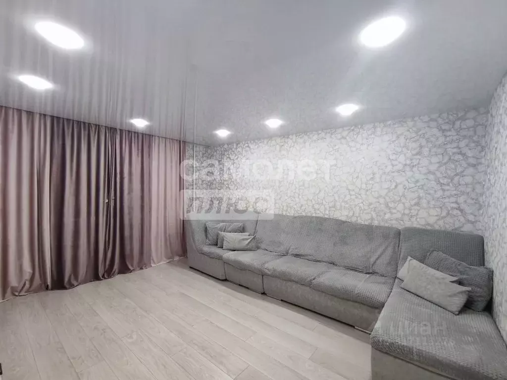 3-к кв. Марий Эл, Йошкар-Ола ул. Петрова, 13 (77.1 м) - Фото 0