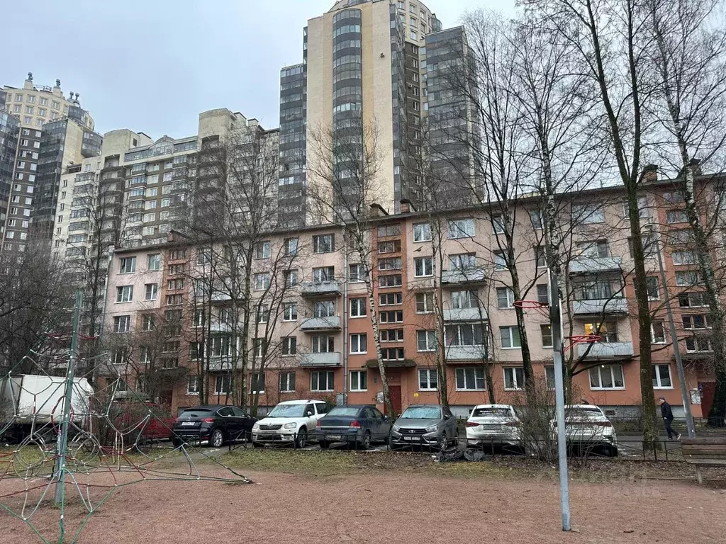 3-к кв. Санкт-Петербург ул. Матроса Железняка, 17 (58.3 м) - Фото 0