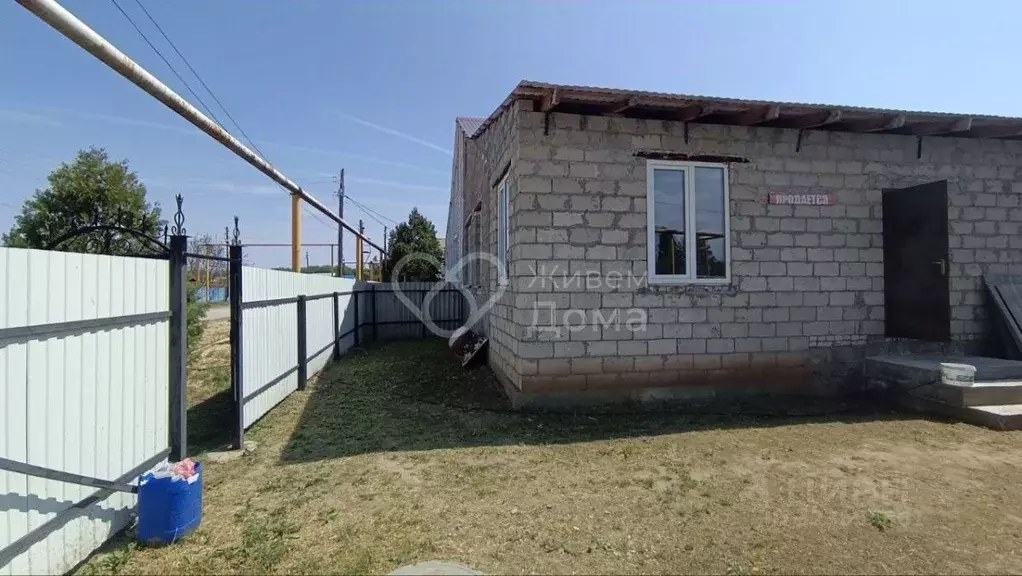 Дом в Волгоградская область, Среднеахтубинский район, Кировское с/пос, ... - Фото 2