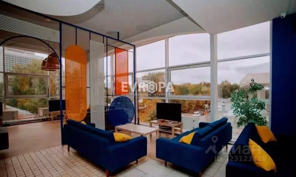 Офис в Ульяновская область, Ульяновск ул. Дворцовая, 4А/1 (345 м) - Фото 1