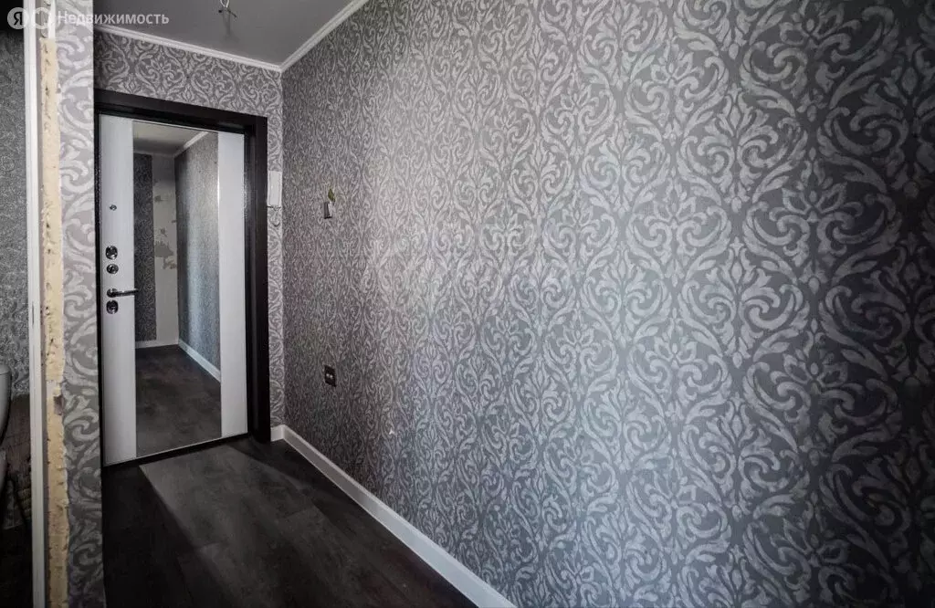 3-комнатная квартира: Магнитогорск, проспект Карла Маркса, 142 (47.3 ... - Фото 1