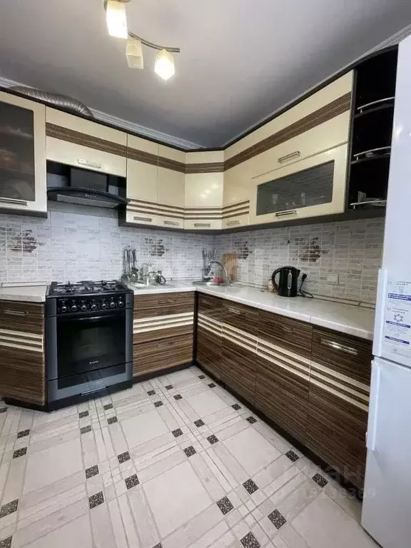 2-к кв. Коми, Усинск ул. Строителей, 14/1 (51.3 м) - Фото 0