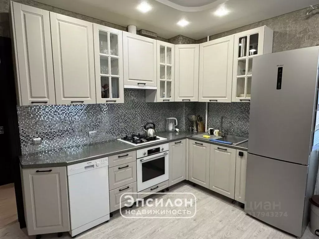 3-к кв. Курская область, Курск ул. Пучковка, 17В (87.6 м) - Фото 1