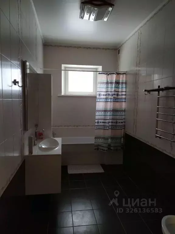 Комната Воронежская область, Бобров ул. Имени Калинина, 194 (50.0 м) - Фото 2