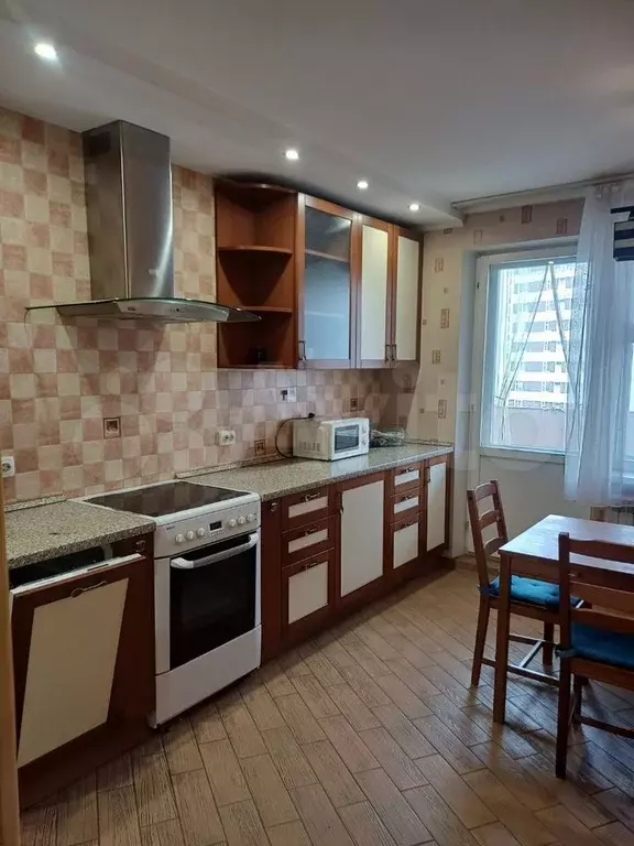 2-к. квартира, 67 м, 10/17 эт. - Фото 0