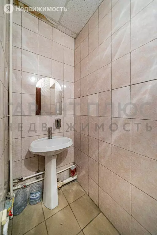 Помещение свободного назначения (65.4 м) - Фото 1