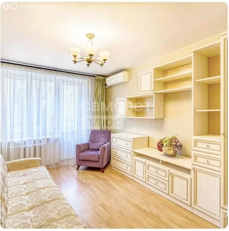 3-комнатная квартира: Москва, Нахимовский проспект, 38 (57.2 м) - Фото 1