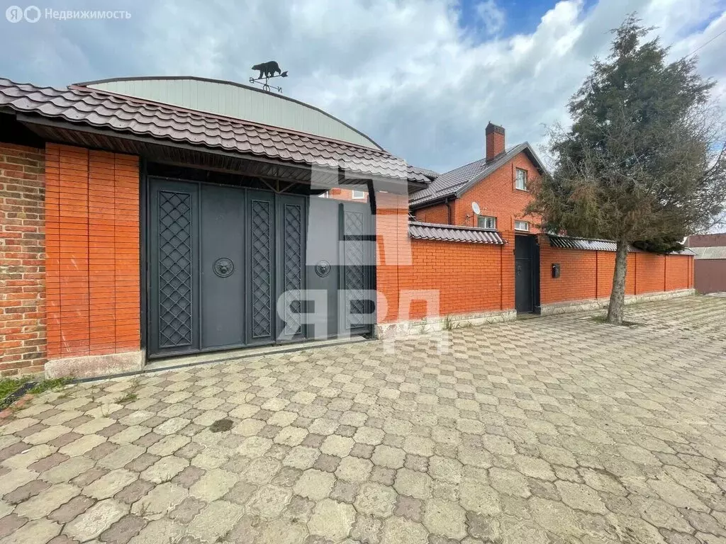 Дом в село Чалтырь, улица Тащияна, 95 (230 м) - Фото 2