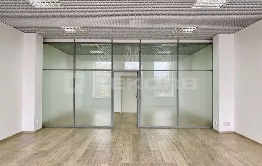 Офис в Санкт-Петербург ул. Маршала Тухачевского, 22 (58 м) - Фото 2