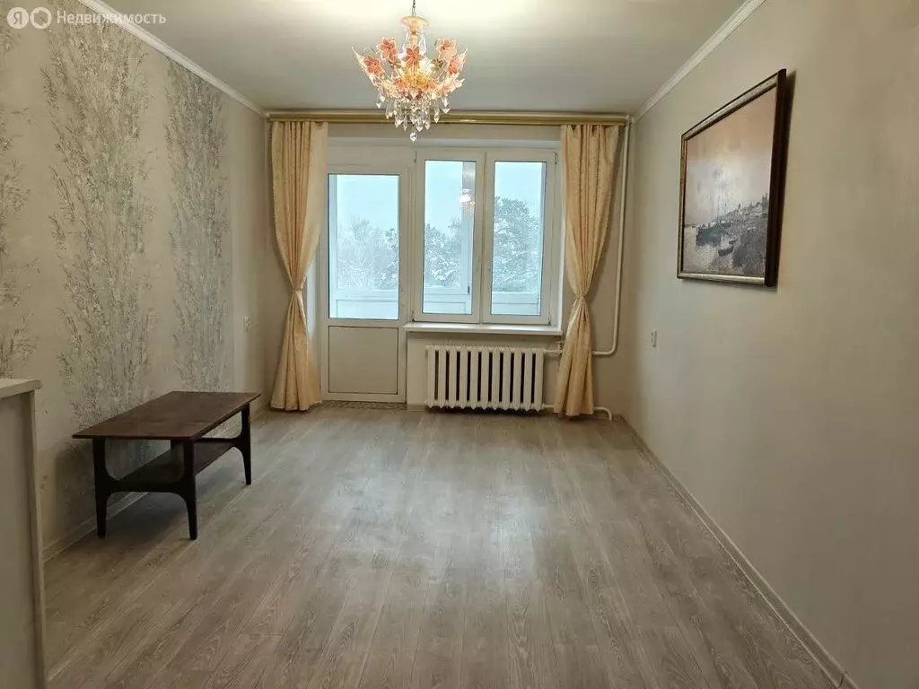 1-комнатная квартира: Москва, улица Маршала Бирюзова, 40 (42 м) - Фото 1