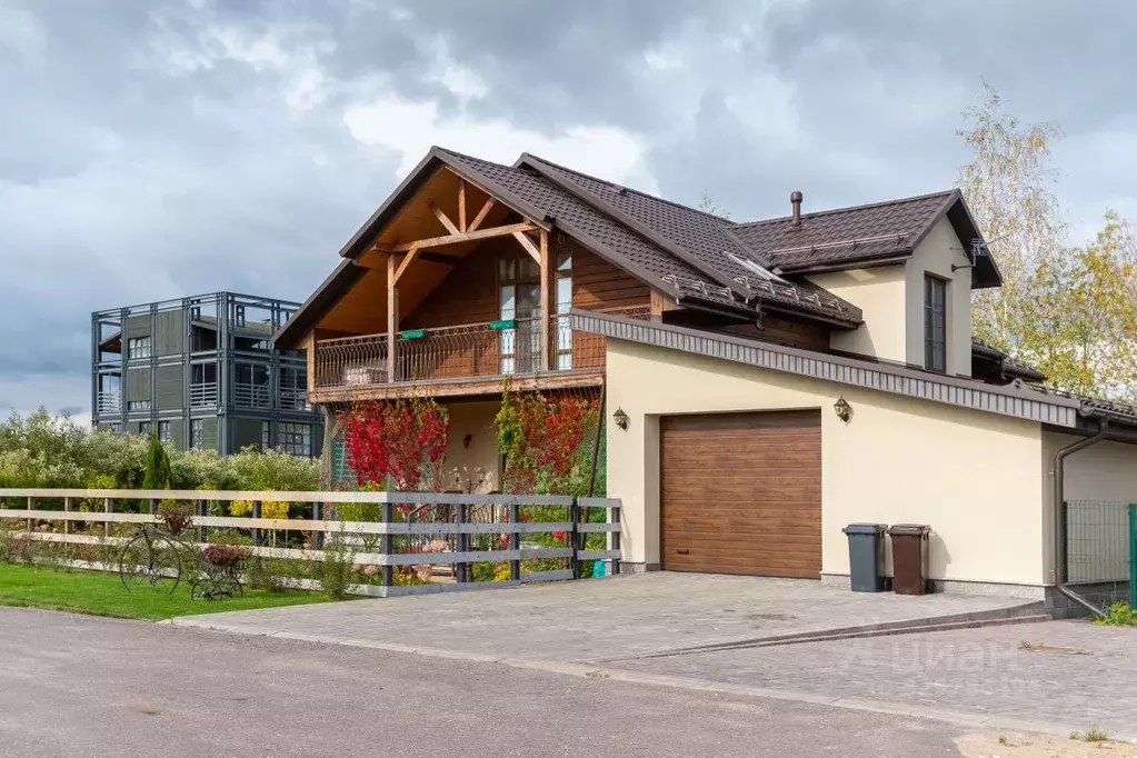 Дом в Тверская область, Конаково ул. Пионеров Паруса (270 м) - Фото 1