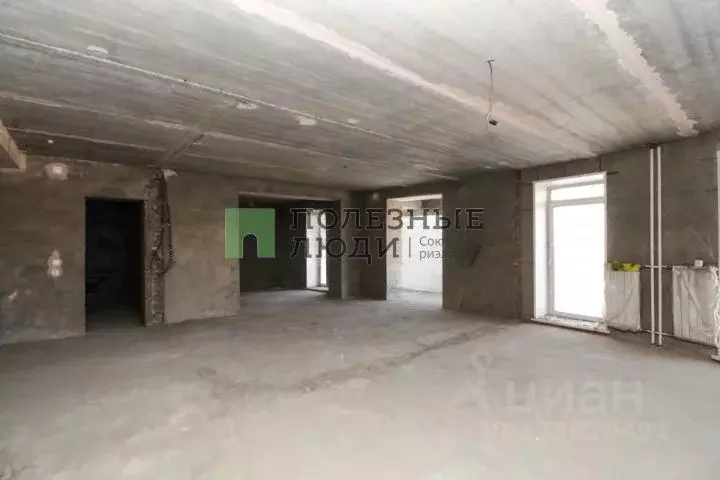 3-к кв. Красноярский край, Красноярск ул. Кирова, 43 (138.0 м) - Фото 1