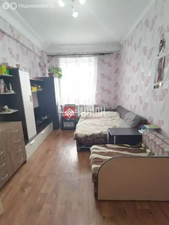 3-комнатная квартира: Севастополь, Приморская улица, 8 (43.5 м) - Фото 0