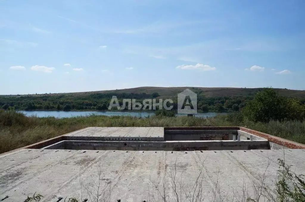 Дом в Ростовская область, Белокалитвинский район, Краснодонецкое ... - Фото 1