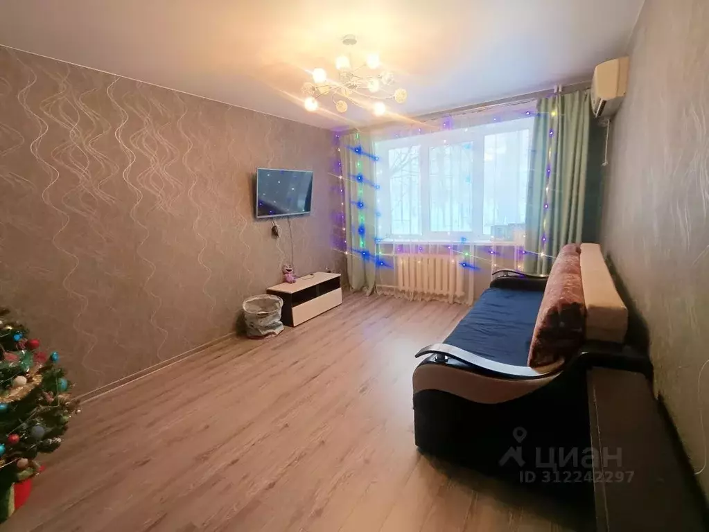 3-к кв. Саратовская область, Саратов ул. Имени К.Г. Уфимцева, 4 (64.5 ... - Фото 1