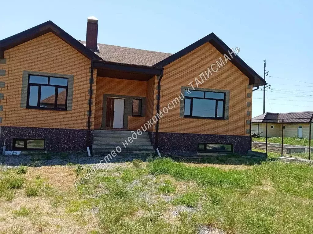 Дом в Ростовская область, Неклиновский район, Новобессергеневское ... - Фото 1