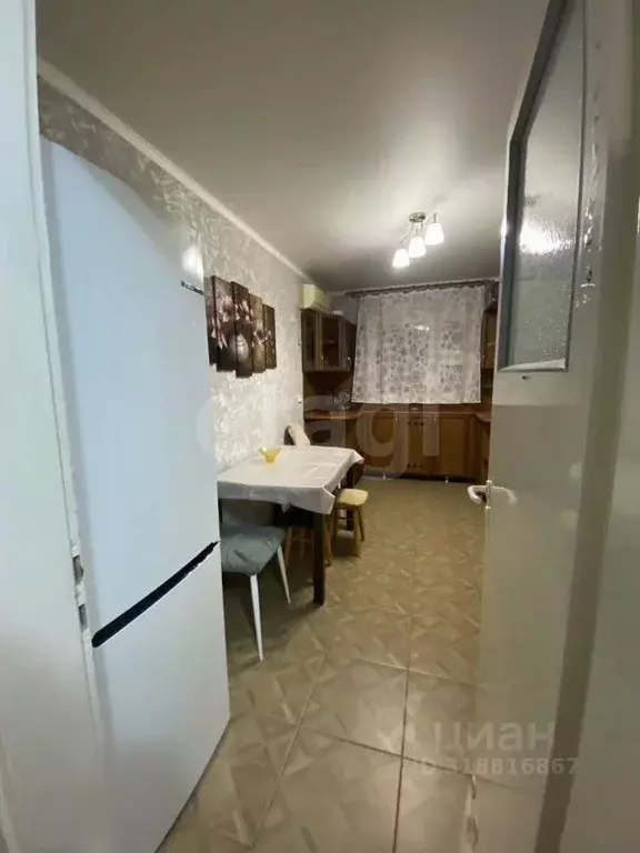 3-к кв. Ростовская область, Ростов-на-Дону Таганрогская ул., 171 (78.0 ... - Фото 0