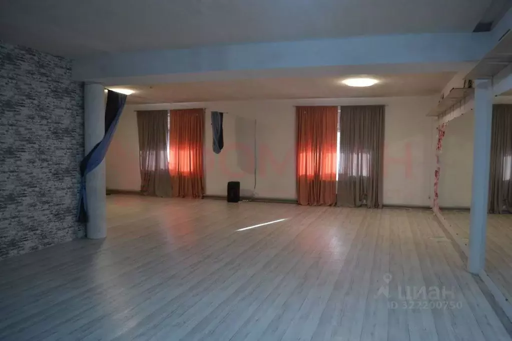 Помещение свободного назначения в Ростовская область, Волгодонск ул. ... - Фото 2