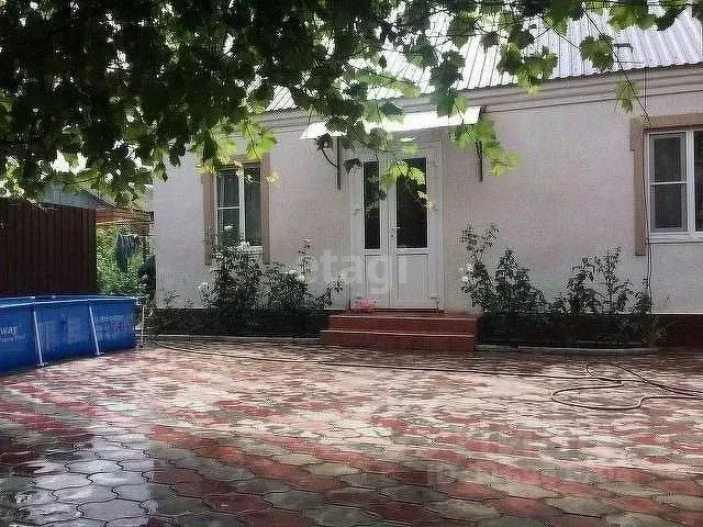 Дом в Ингушетия, Карабулак ул. Градусова, 50 (60 м) - Фото 0