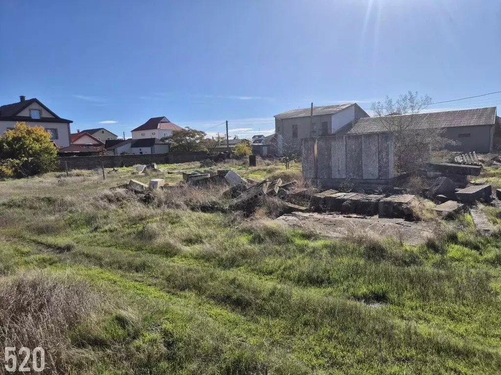 Участок в Крым, Сакский район, Ореховское с/пос, с. Михайловка ул. ... - Фото 2