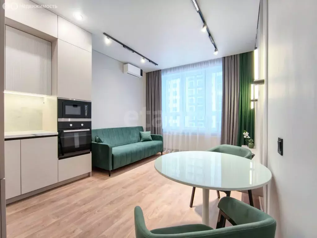 1-комнатная квартира: Тюмень, улица Разведчика Кузнецова, 16 (40.3 м) - Фото 2