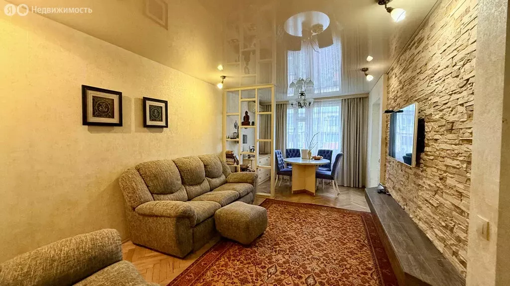 3-комнатная квартира: Сочи, микрорайон Гагарина, улица Чайковского, 6 ... - Фото 1