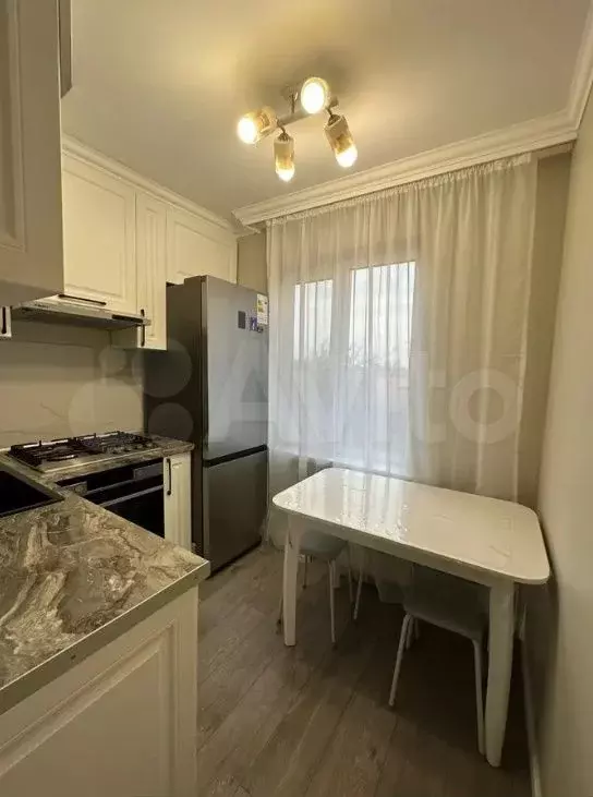 3-к. квартира, 56 м, 3/5 эт. - Фото 1