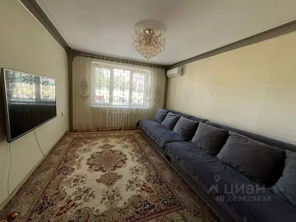 2-к кв. Дагестан, Каспийск ул. Ленина, 61 (60.0 м) - Фото 1