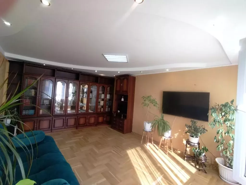 3-к кв. Чувашия, Чебоксары ул. Алексея Талвира, 4 (85.0 м) - Фото 1