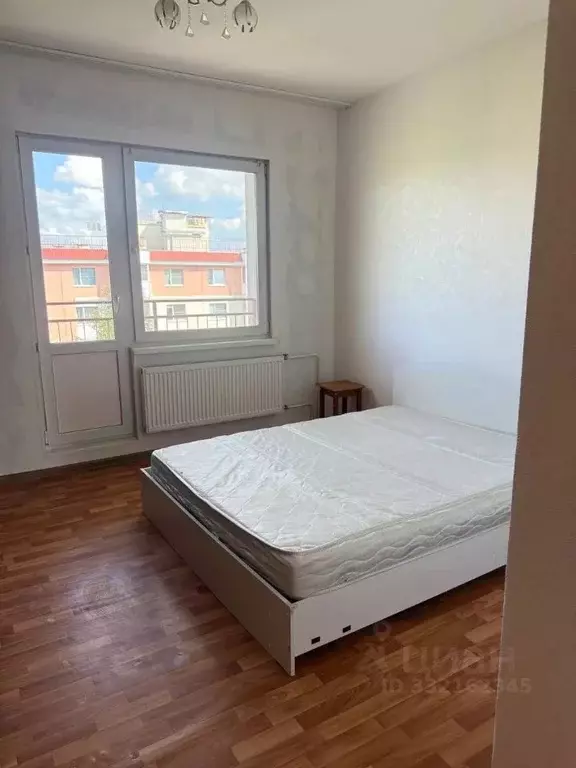 3-к кв. Санкт-Петербург, Санкт-Петербург, Петергоф Ропшинское ш., 3к4 ... - Фото 1