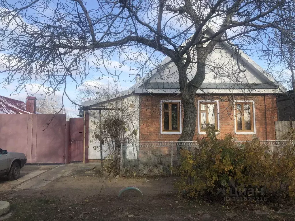 Дом в Саратовская область, Энгельс муниципальное образование, ... - Фото 0