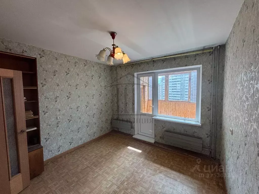 3-к кв. Свердловская область, Екатеринбург ул. Викулова, 55 (66.4 м) - Фото 2